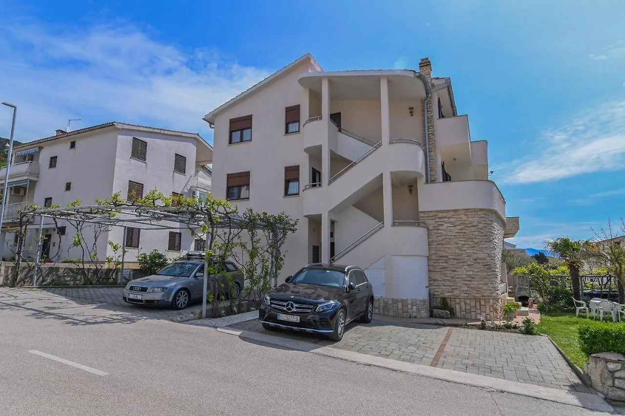 Apartments Andrea I Baška